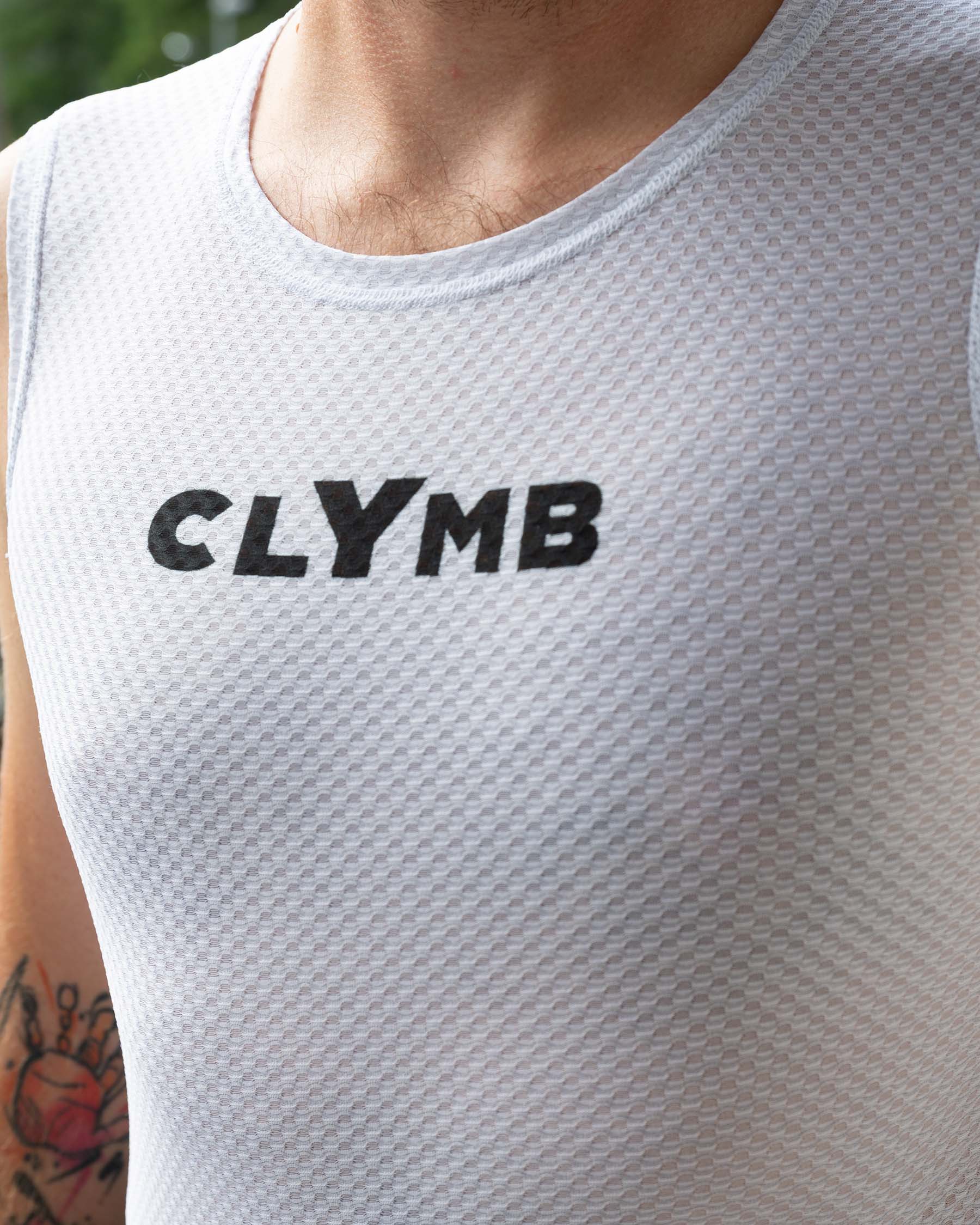 CLYMB-BASE-WHITE-1-PRZÓD-DETAL