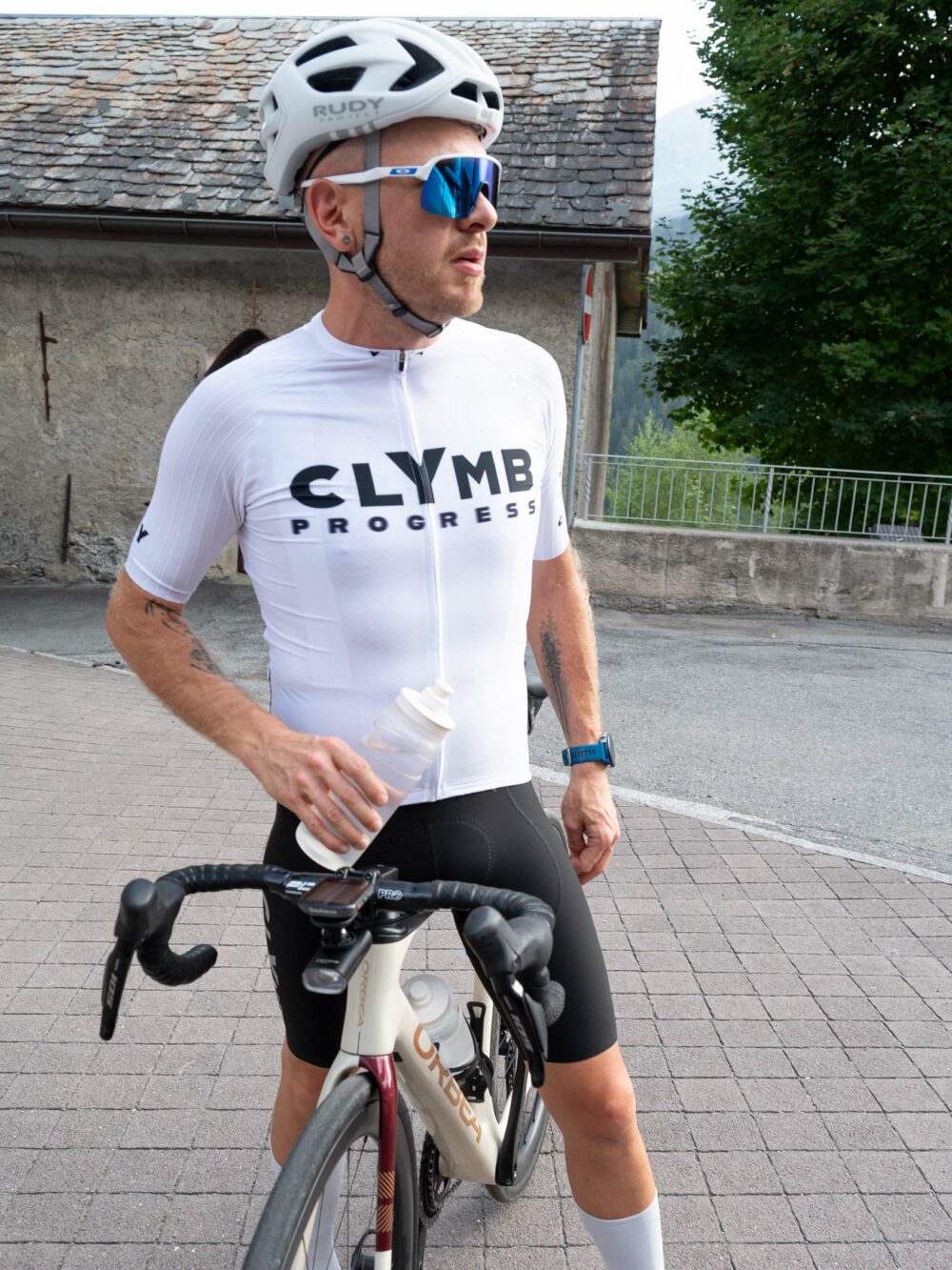 KOSZULKA-KOLARSKA-CLYMB-JERSEY-1-PRZÓD-ROWER